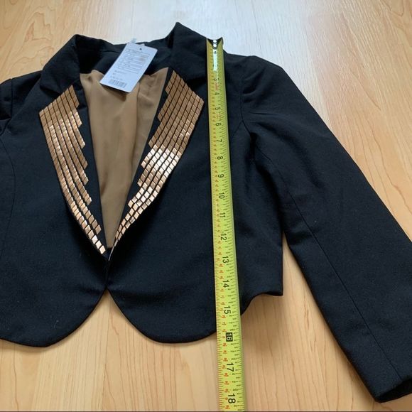 New Black Cropped Blazer Size XS - Picture 2 of 9
